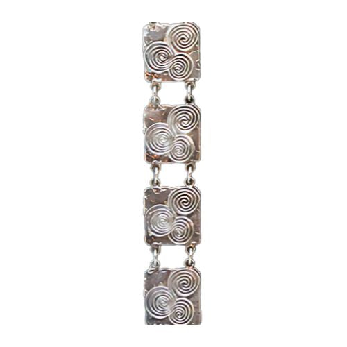 Square Newgrange Spiral Bracelet – Silver